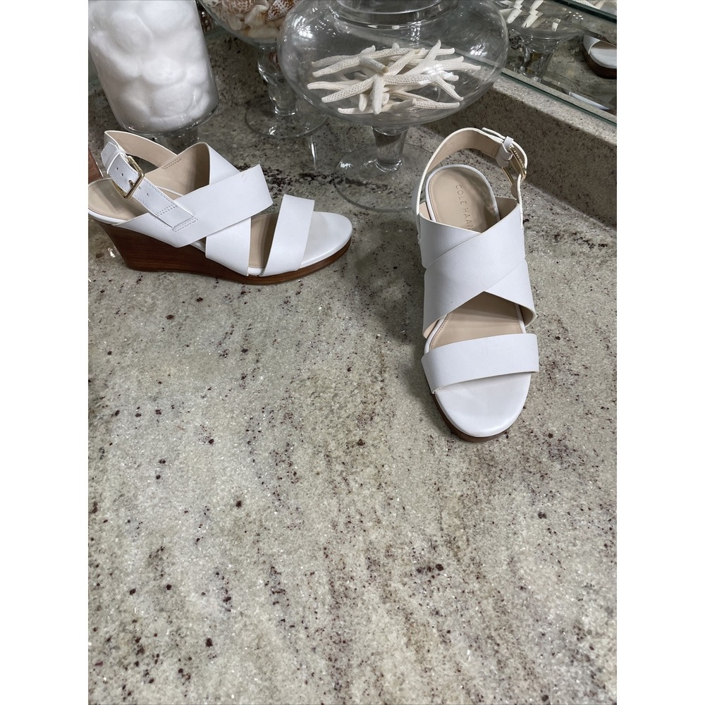 EUc Cole HAAN Women's Penelope Gladiator Wedge Sandal Strappy White 6 B